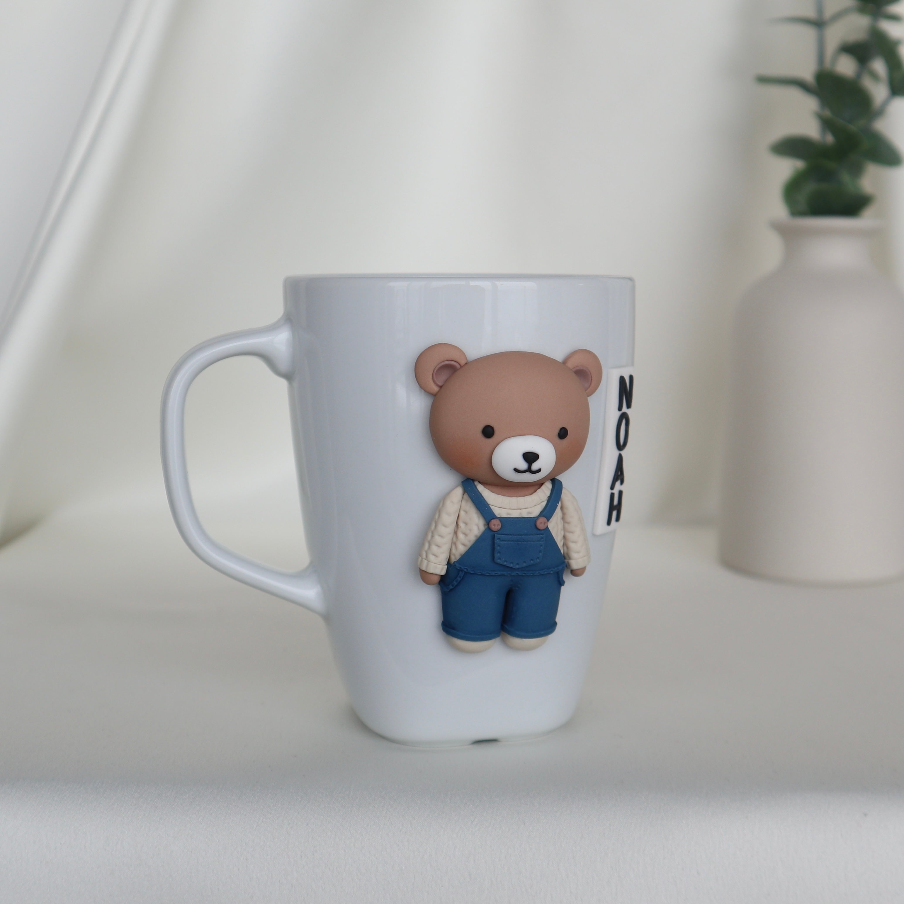 Theo Classic Bear